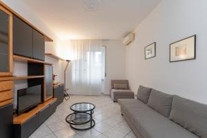 I-Host Apartment - Plana 43