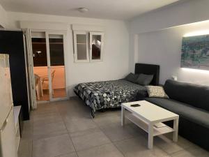 Estudio Cala Mayor con terraza y vistas