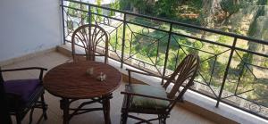 Serena Beach Road Apartment