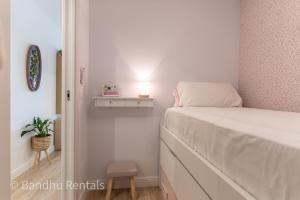 Coastal retreat with Private patio steps from beach