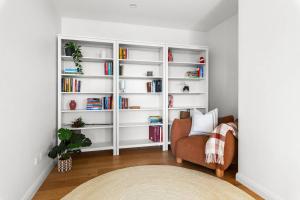 Upper North Shore Haven - A Tranquil Treetop Escape