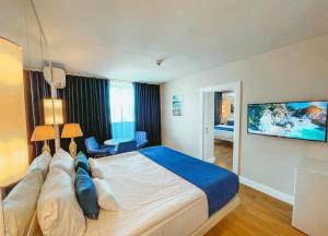 ORBI CITY grand first line sea view