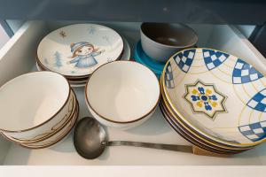 芭提雅私人泳池别墅 中天海滩步行街 家庭团体私密度假别墅 4卧室5卫2厅