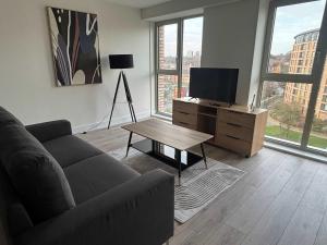 Perfect CityStay-2Bed2Bath Apartment in CityCentre
