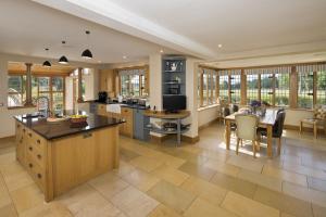 Martley Hall Estate by Group Retreats