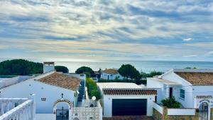 Terraced house with sea view