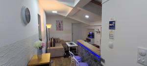 Two bedroom apartment Family in center