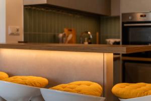 Chic & Stylish 6th Floor Penthouse