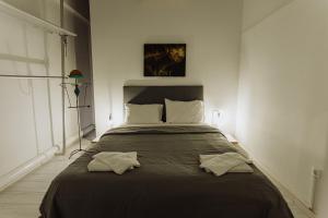 COMBO Acropolis view 6 bedrooms 4 bathrooms