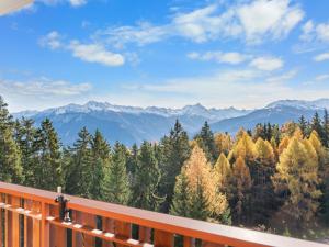 Apartment Les Faverges 11 by Interhome