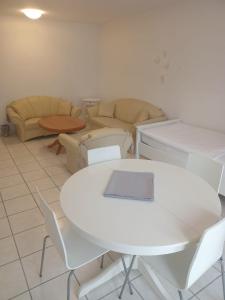 Wohnung im Herzen der Altstadt 1 Schlafzimmer 1 Wohnzimmer Balkon