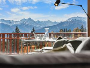 Apartment Les Faverges 11 by Interhome