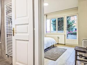 Apartment Ambassador 2-1 by Interhome