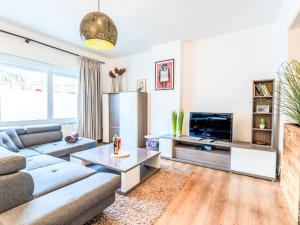 Apartment Cozy casa Ostend with terrace by Interhome