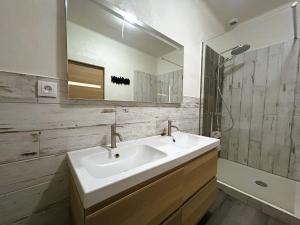 Double appartement rénové à Bormes-les-Mimosas