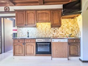 Apartment Appartement 2 by Interhome