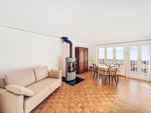 Apartment Elysée 11 by Interhome