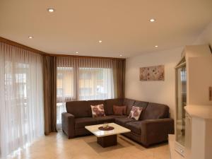 Apartment Dominic B2 by Interhome