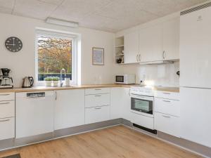 Holiday Home Gildo - 30km from the sea by Interhome