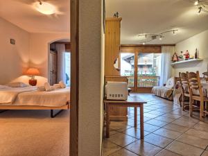 Apartment Victoria 1C0 by Interhome