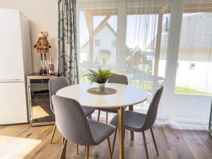 Holiday Home Lakeside Village 39 by Interhome