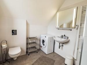 Holiday Home Lakeside Village 39 by Interhome