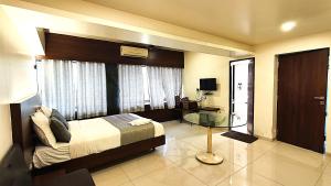 Hotel Express Mindspace Airoli