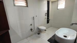 Hotel Express Airoli