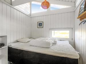 Holiday Home Kanutte - 250m from the sea by Interhome