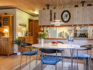 Holiday Home Mika - 300m from the sea by Interhome