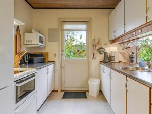 Holiday Home Mika - 300m from the sea by Interhome