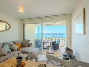 Apartment Les Hauts de la Corniche by Interhome