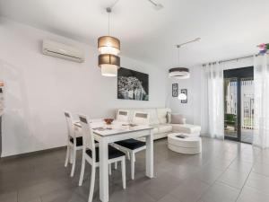 Apartment Oasis Beach II by Interhome