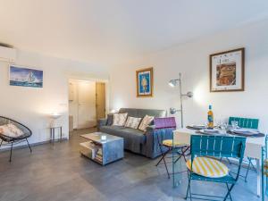 Apartment du Bailli-3 by Interhome