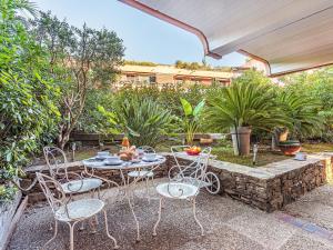 Apartment du Bailli-3 by Interhome