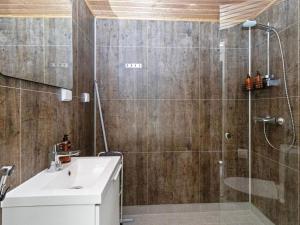 Holiday Home Visit pyhä cabins g by Interhome