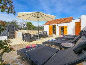 Holiday Home Ambi by Interhome