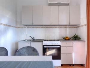 Apartment Gordana-3 by Interhome