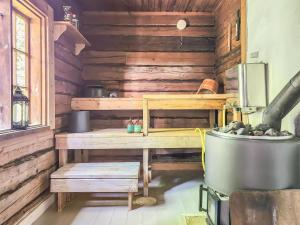 Holiday Home Den lilla röda stugan by Interhome