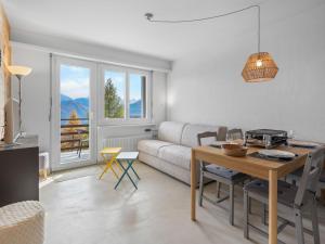 Apartment La Roseraie B 24 by Interhome