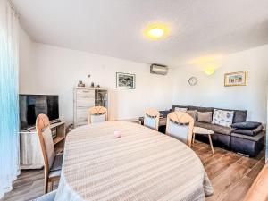 Apartment Ana-1 by Interhome