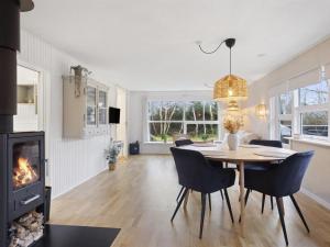 Holiday Home Elaina - 290m from the sea by Interhome