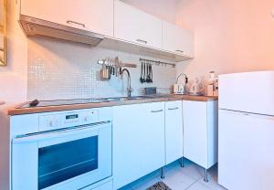 Nestor&Jeeves - L ESCURIAL - Central