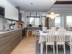 Holiday Home Kelotähti 1 a8 by Interhome