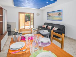 Apartment Tanja by Interhome