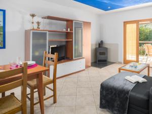 Apartment Tanja by Interhome