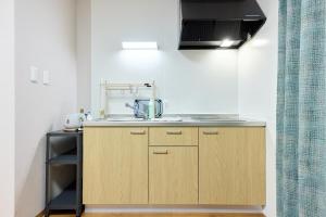 艾屋吉屋 4 minutes to Daisho Station, 3 stops to Shinsaibashi, brand new private house, 3 toilets, 2 bathrooms, suitable for large family travel