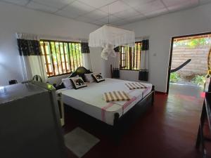 Meadow Cabanas