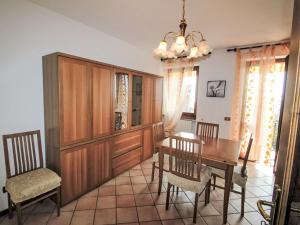 Apartment Regula by Interhome