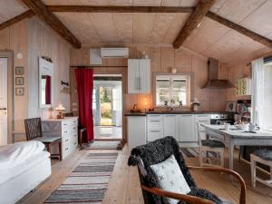 Holiday Home Viksjö Utsikten by Interhome